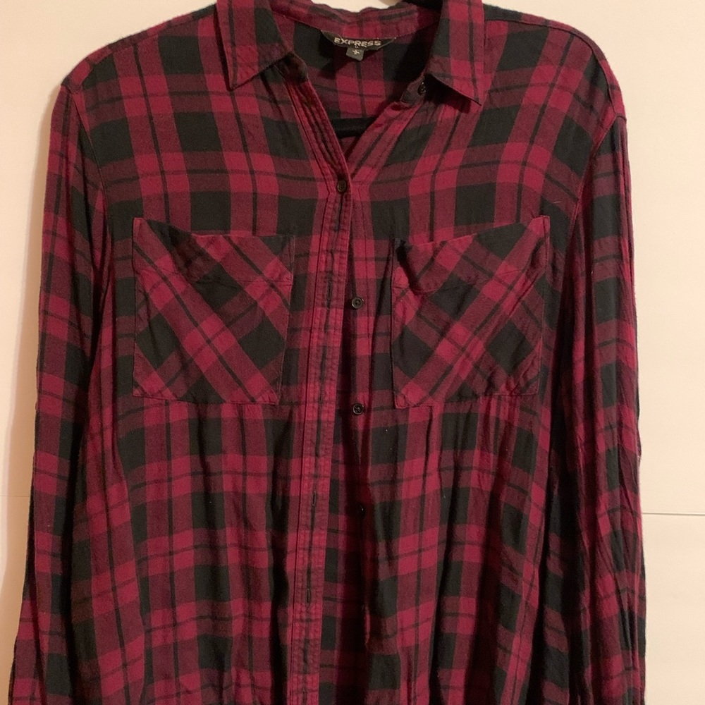 3/$32 Express Sz L Cranberry/Black plaid flannel shirt. EUC.